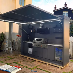 Modulare, moderne Außenküche