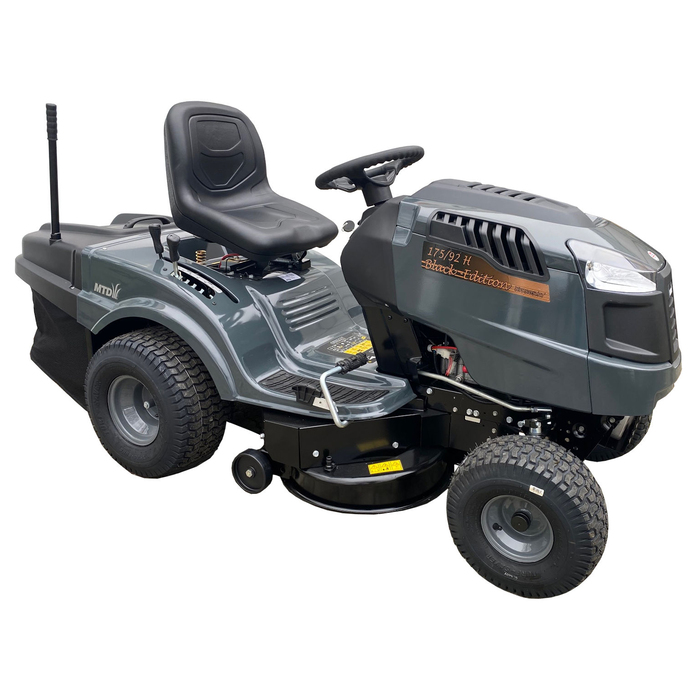 BLACK EDITION® 175/92 H Rasentraktor – Bild 4